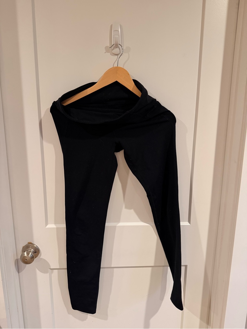 Gap fit cotton/non compressive leggings